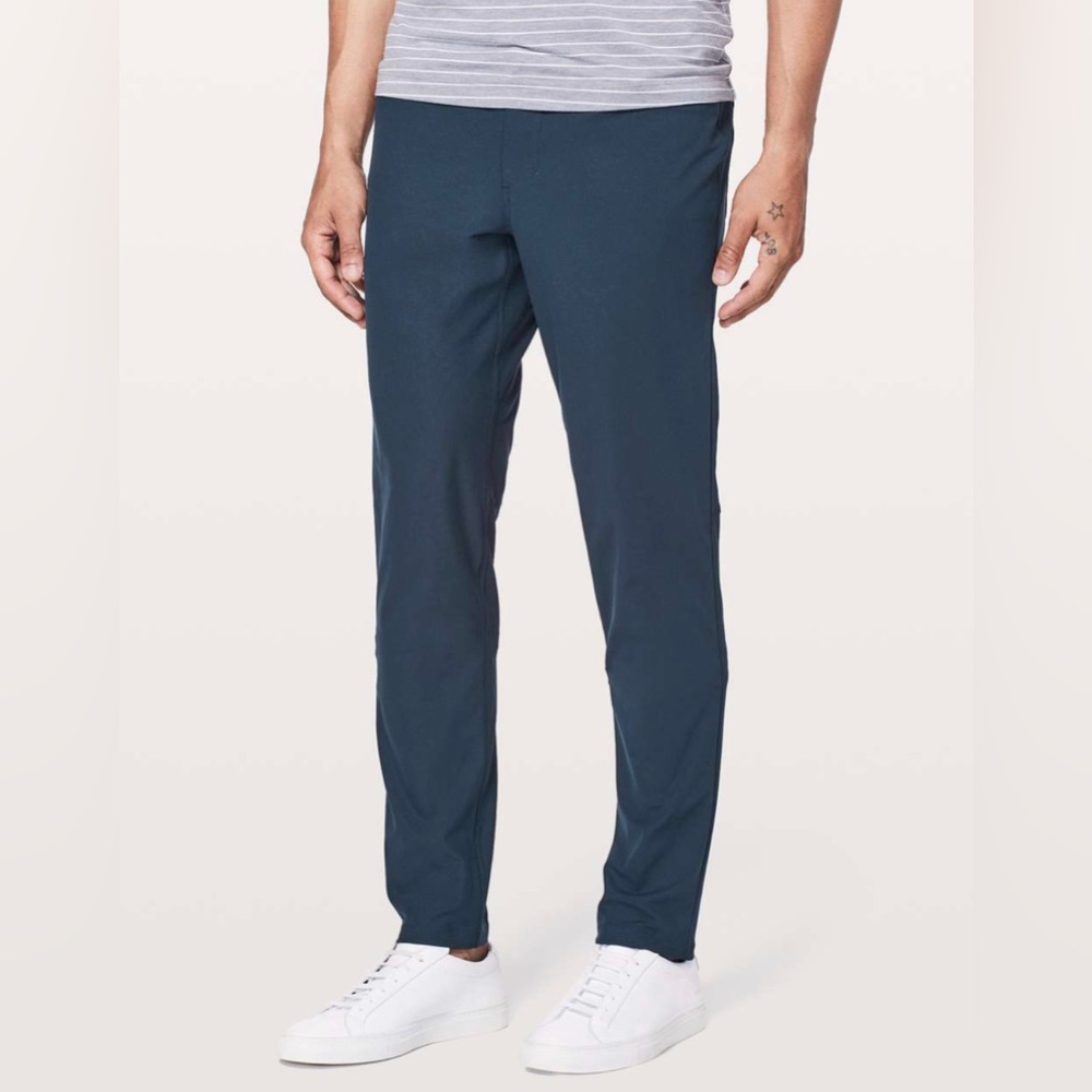 Lululemon ABC slim pants size 32 waist 34 inseam true navy dark blue